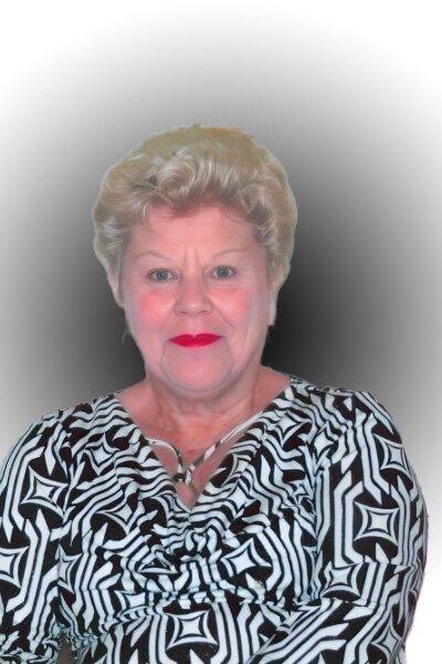 Shirley Lamond