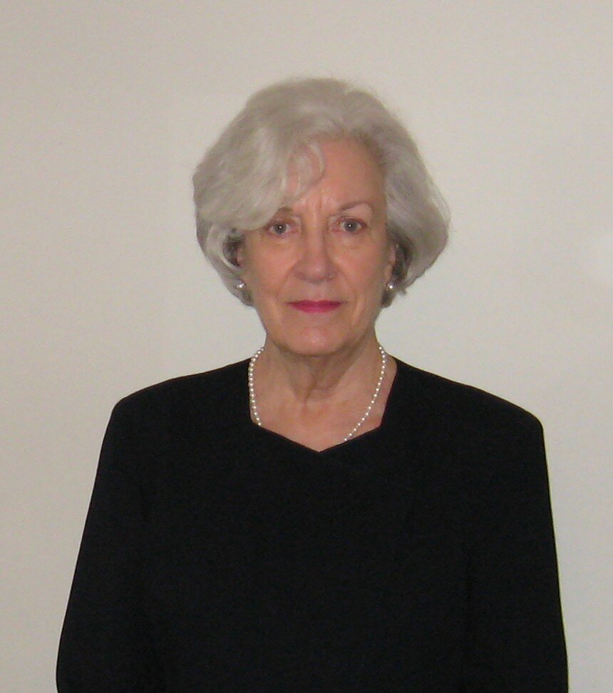 Betsy Lee