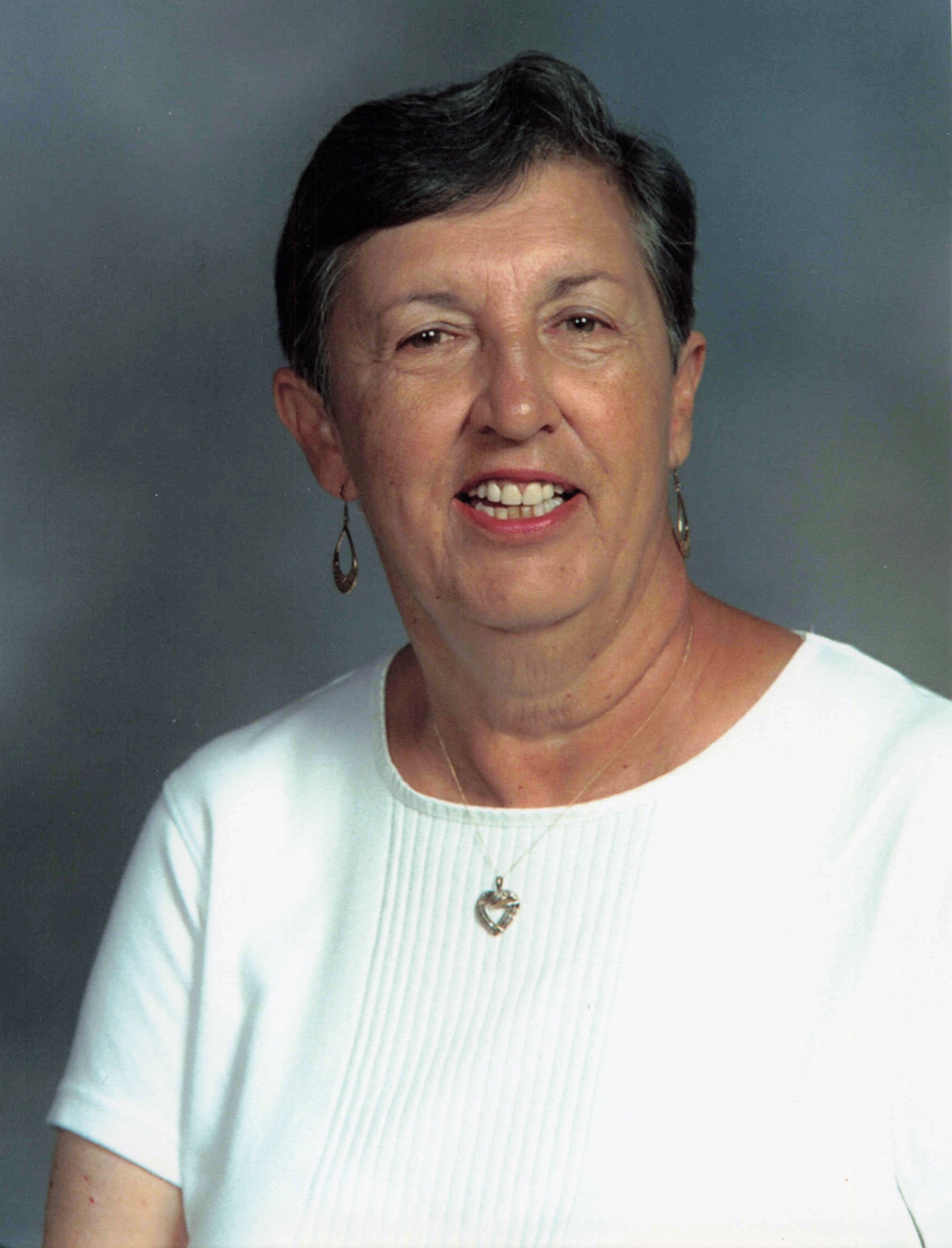 Phyllis  Lyon